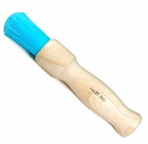 ValetPRO Chemical Resistant Wheel Brush ( drewniany trzonek)