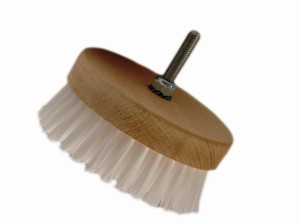 Kaiser  Carpet Medium Brush – średnia szczotka na wkrętarkę do czyszczenia tapicerki, biała